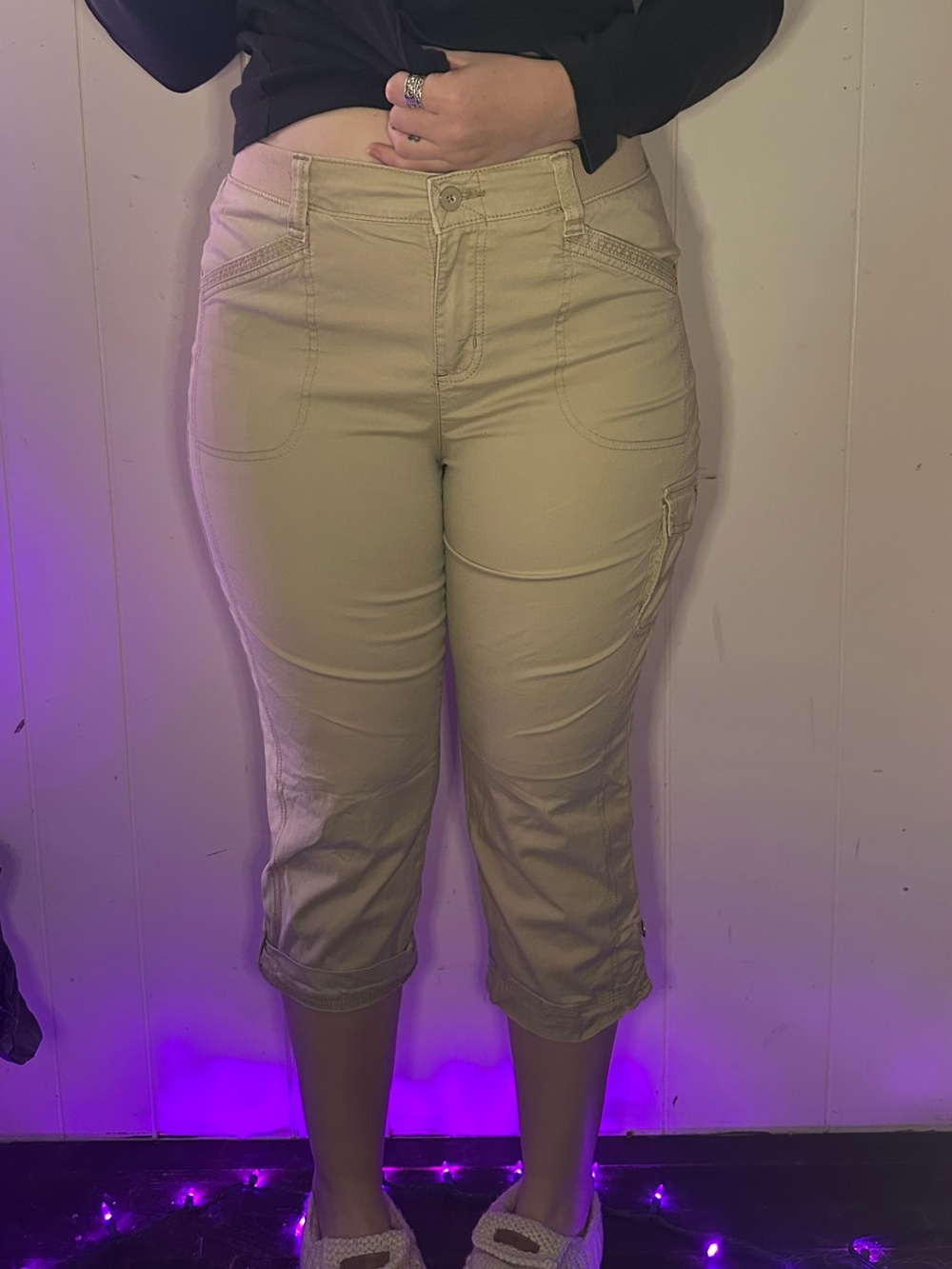 Vintage 90s Y2K Cropped Cargo Pants in Light Tan with Elastic Waist by Lee